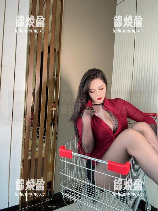 微密圈 - DIY120斤的小王同学的网袜探险：高清带钻，想不到的惊喜