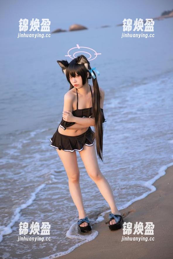 G44不会受伤 G44不会受伤与泳池的最新合作,不是每一口水都含“情”哦!