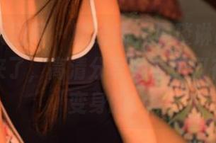 GIRLT果团网 – 噗哈哈，周琰琳LIN的居家大片来了，高清分享她是如何在被子里变身的！