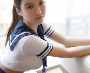 MFStar模范学院 – 用免费的“lingyu69校服”写真，轻松引发你千种想象。