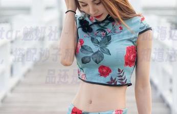 MiStar魅妍社 – 张优ayoyo的海边全套作品，搭配沙子和浪声，真不知道这是作品还是度假照。