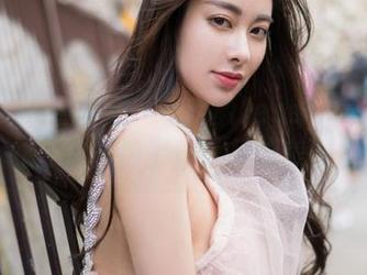 MiStar魅妍社 – 赵欢颜Jessica：今天办公室不拍工作，只想美图！