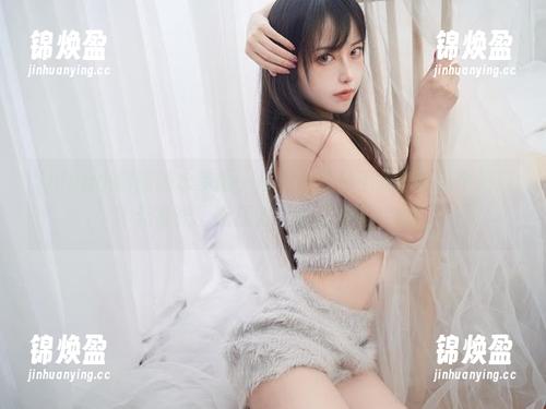 Shika小鹿鹿 Shika小鹿鹿的水手服,潜意识里是不是也想当个海盗?无圣光、无压力,快来看图片吧!