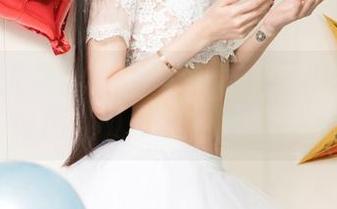 UGirls尤果网 – 旗袍写真：王尔琳教你如何用优雅把饼干甩出去！