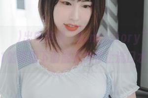 Uhye(이유혜)出的这波“Bimilstory”作品，NO.01的原图下面能不能停止流口水啊？
