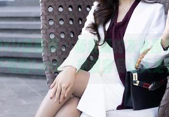 XIAOYU语画界 – 杨紫嫣的灰丝图集：一丝不苟的Look，却很容易让人走神。