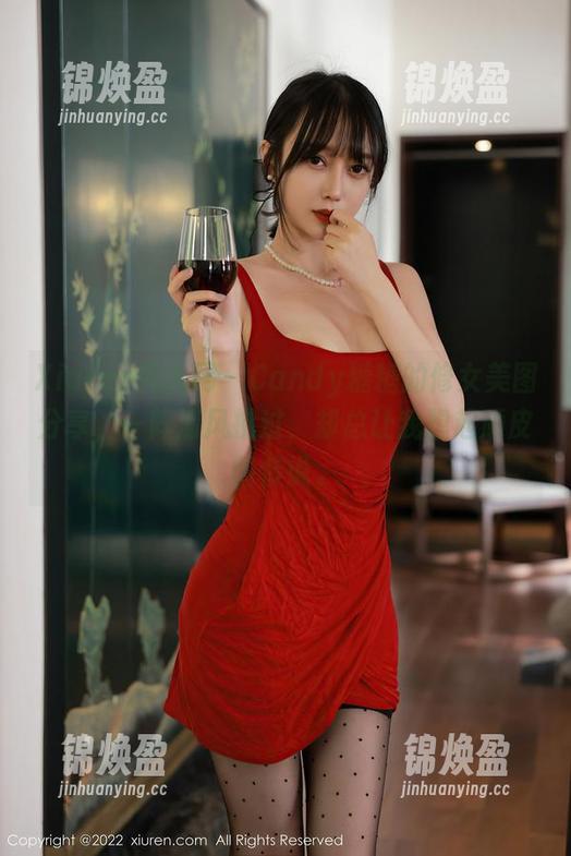 Xiuren秀人网 - Candy糖糖的修女美图分享，一阵清风拂过，却总让我想起顽皮的传说。