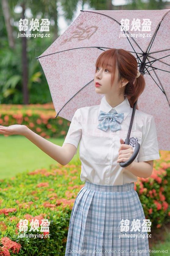 Xiuren秀人网-Manuela玛鲁娜 Xiuren秀人网 - Manuela玛鲁娜的吊带原图:情不自禁想给她多看两眼