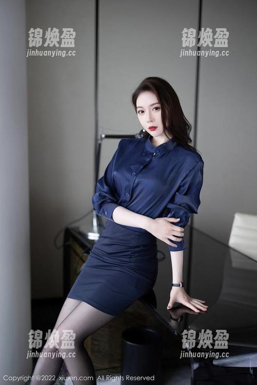 Xiuren秀人网-Milk大萌 Xiuren秀人网 - 看Milk大萌如何靠套装合集俘获心灵(和视线)的原图♪