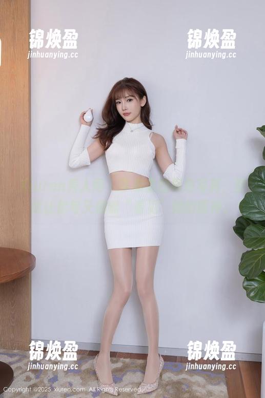 Xiuren秀人网-李雅柔 Xiuren秀人网 - 李雅柔的黑色写真,壁纸让你每天都能“看见”她的眼神。