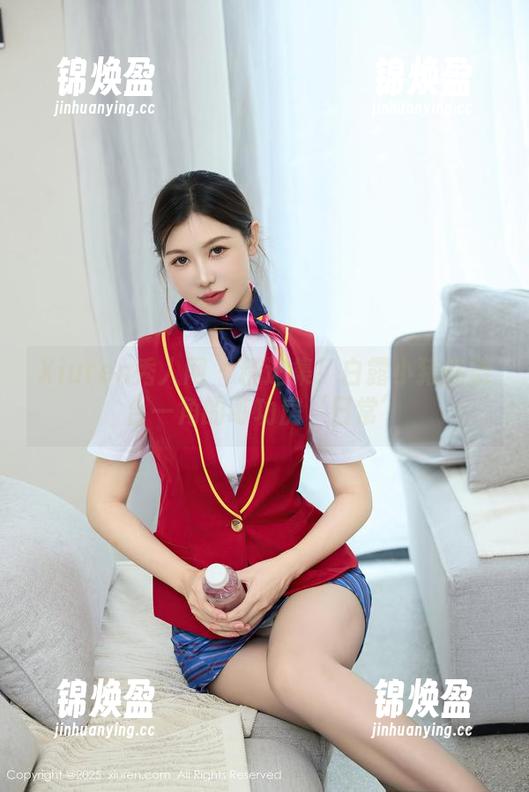 Xiuren秀人网-白露小猪 Xiuren秀人网 - 精选集!白露小猪在舞台一角的练功房‘日常’