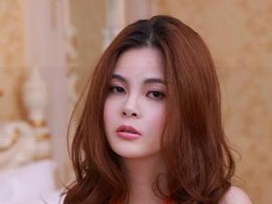 YouWu尤物馆 – 姐妹情深？不如说是Cris_卓娅祺的原图里暗藏玄机