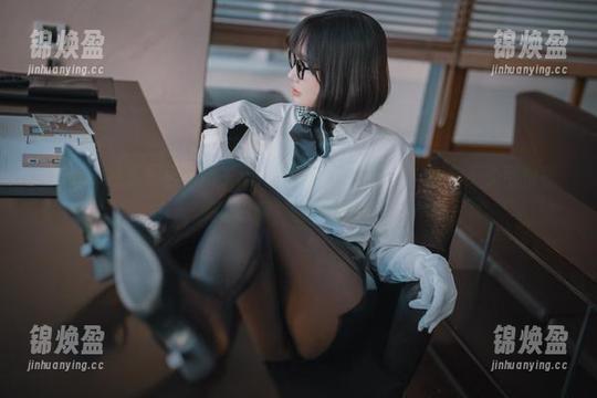 yeeun孙乐乐 yeeun孙乐乐居家新主张:这图片不只好看,还有不少可借鉴的资源,随便说说!