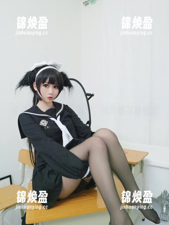 依依超级懒 依依超级懒短裙高清图,如同绣花般细腻