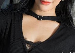 克拉女神 – 无圣光的舞台，凌雪手舞足蹈，我的眼球受不了