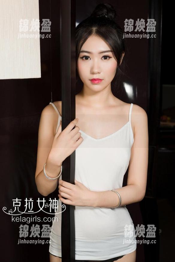克拉女神-嘉萌 克拉女神 - 嘉萌的瑜伽精选:捏一捏,这造型是要上天吗?