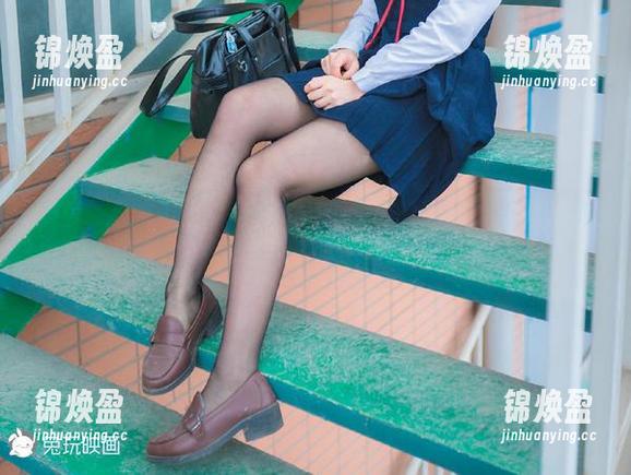 兔玩映画 没有圣光的光环,兔玩映画的玛修和狂三女警写真,让我不小心多看了几眼。