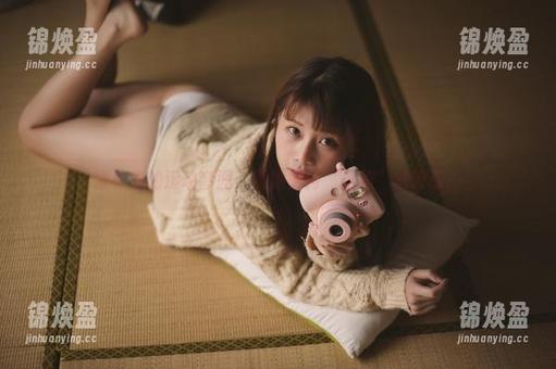 凛子酱 凛子酱的运动套图:看她如何“优雅”地喘息?