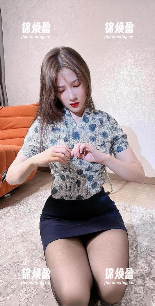 可可西yyy 微密圈 - 这波可可西yyy与灰丝的搭配,我是该欣赏还是该捂脸?合集送上!