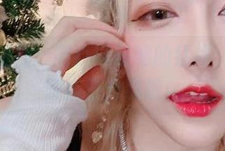 私拍大碰撞：啾小妍和她的红裙；我的资源库要升级啦！