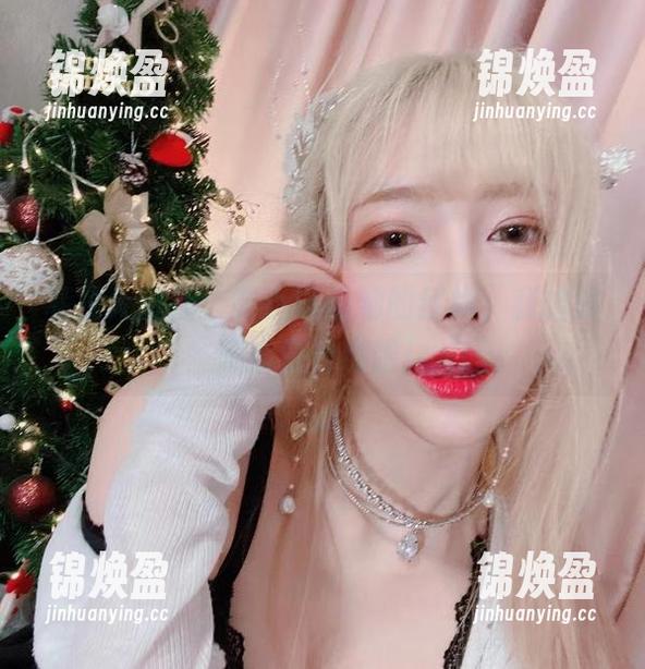 啾小妍 私拍大碰撞:啾小妍和她的红裙;我的资源库要升级啦!