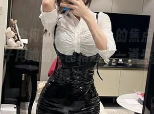 微密圈 – 为何婚纱是每个人的焦点？奔跑的晶骡子用她的套图精选一一道来，趣味横生！