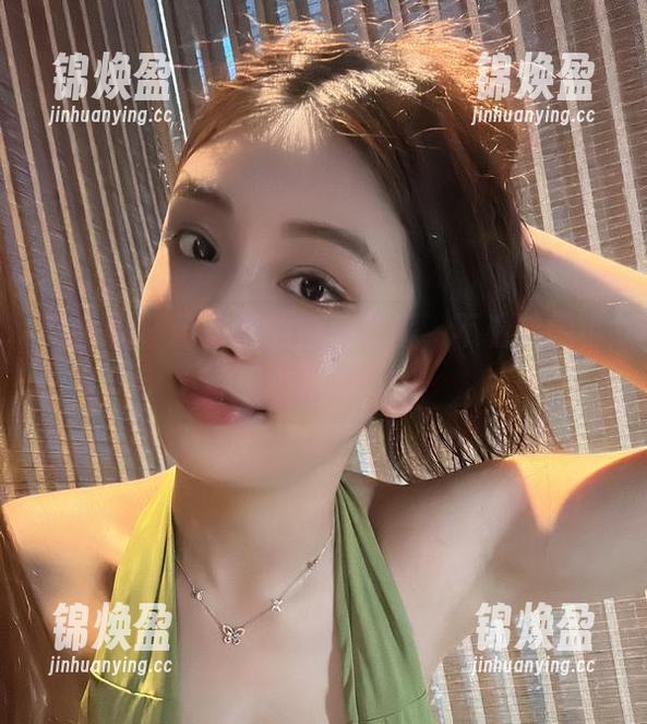 奶雯 微密圈 - 网盘里的白丝收藏,不看奶雯小心错过!