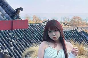 你以为女神都很高冷？宝儿mysterial这次带来的免费图包直戳内心！