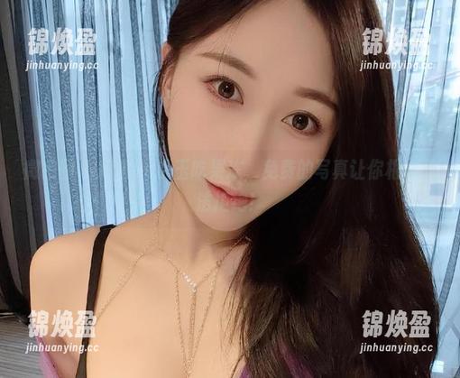 小玉吃果冻 微密圈 - 短裙vs小玉吃果冻,免费的写真让你根本无法拒绝!