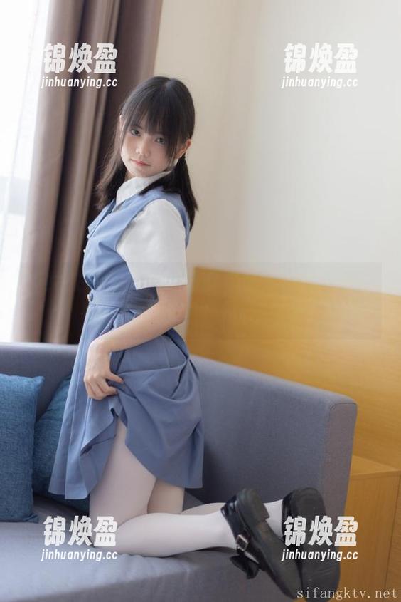 少女秩序 - 乐栀的修女作品：看这衣袖，是不是有点过分优雅了？