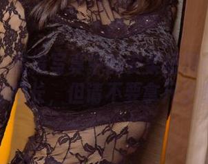 尤果网 – 高清写真中的安柔短裙：超乎你想象的腿长，但请不要拿尺子量哦！