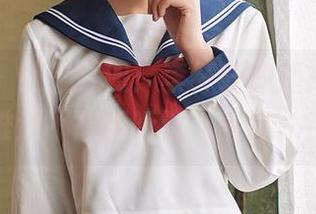 尤蜜荟 – 线上探班：李纤纤的旗袍写真，谁还不想听听这“私语”？