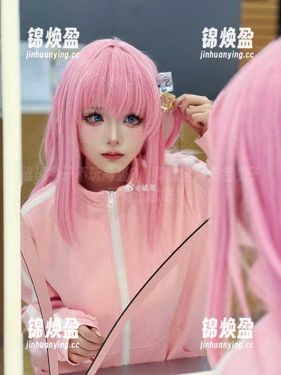 嶋葵 谁说兔子不玩高级?嶋葵的全套蓝色兔子,下载试试吧!