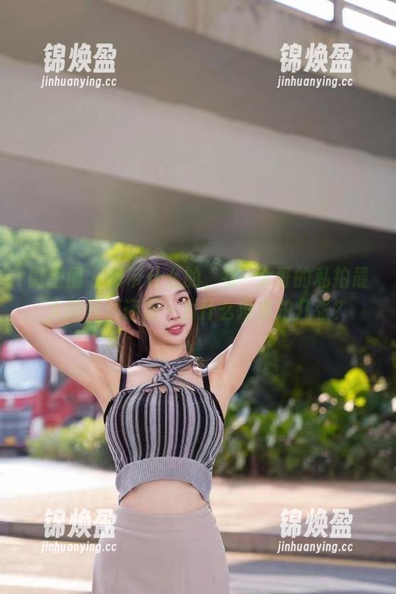 微密圈 - 吊带什么的，徐珺大哥的私拍最大的问题还是…为什么没多拍几张？
