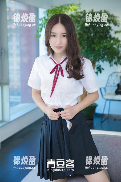 推女神-刘钰儿 推女神 - 裸足展现另一面,刘钰儿的原图有点俏皮!