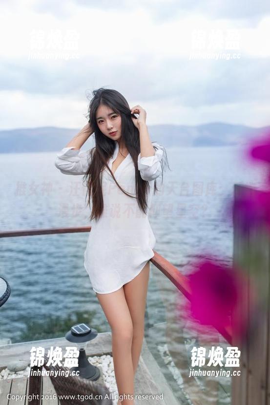 推女神-汪佩妮Penny 推女神 - 汪佩妮Penny的天台图库:云端漫步,谁说不能仰望星空?