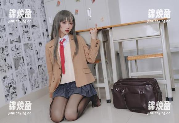 果咩酱w 果咩酱w:白裙作品,看的我有点……呃,失控