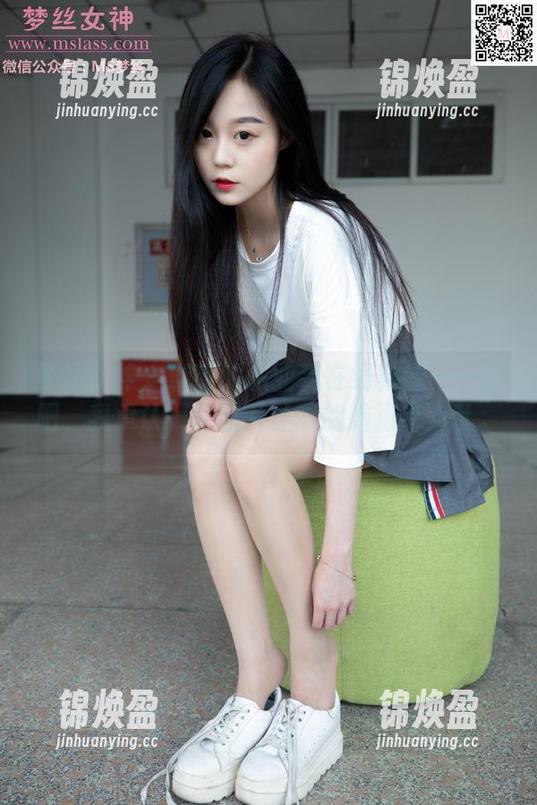 梦丝女神-璇璇 梦丝女神 - 璇璇的职业装在线影像——好吧,我承认,这图片让我的脑海有点乱。