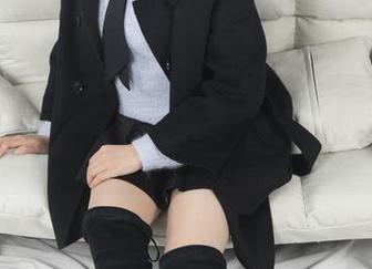 梦丝女神 – 精选郭襄的牛仔裤写真，快看这条裤子我只想说……哇哦