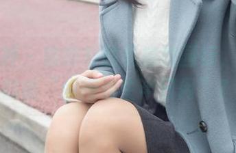 梦丝女神 – 魏婷婷的私房校园行，是否真的能“偷得浮生半日闲”？