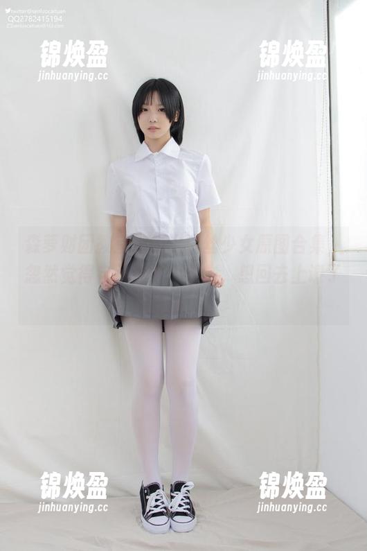 森萝财团 森萝财团教室里的jk白丝少女原图合集,忽然觉得自己也像个学生,想回去上课了!