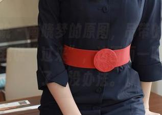 模范学院 – 南晓梦的原图，吊带的设计像是在跟我说“过来”，这画面一眼就停住了，没办法。
