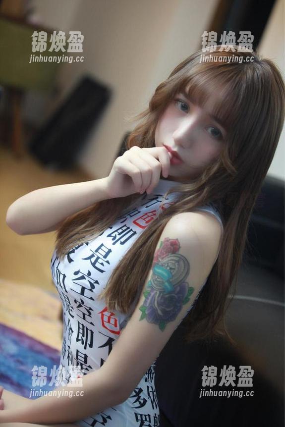 洛丽塔大哥 一点都不懂的我,居然对洛丽塔大哥的套图精选感兴趣了?