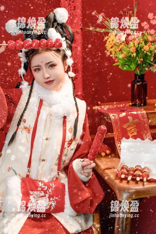 爆机少女喵小吉 爆机少女喵小吉的冰雪写真组合:你想要的颜值,资源也不缺!