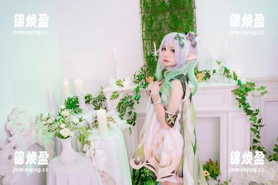 爆机少女喵小吉 校园里的爆机少女喵小吉,原图表现得像个小精灵!