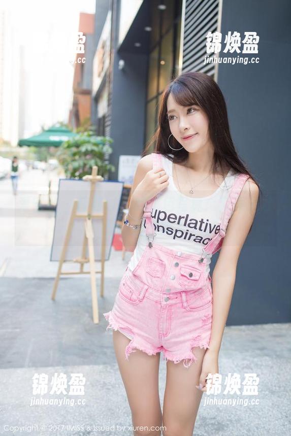 爱蜜社-莉莉Lily 爱蜜社 - 莉莉Lily的黑色写真:究竟谁才是这张底牌?