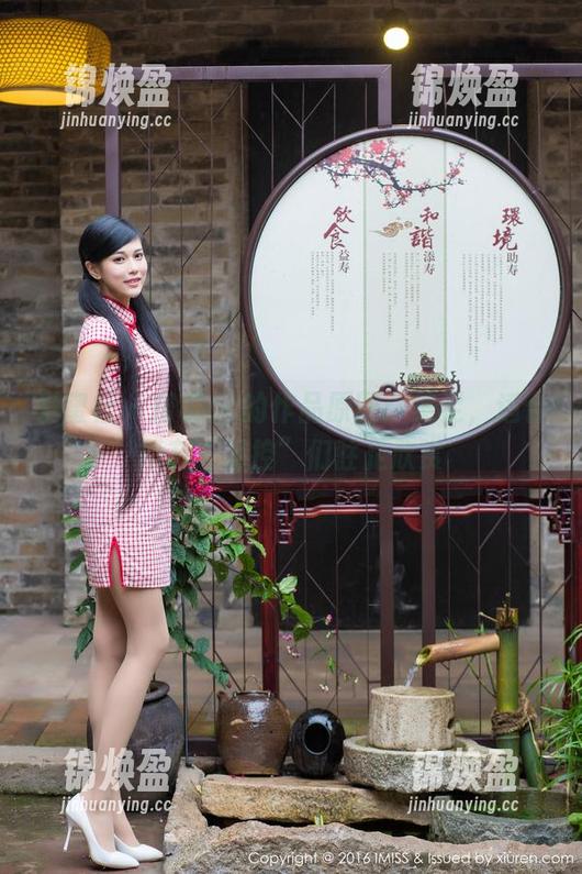 爱蜜社-蜜桃cc 爱蜜社 - 蜜桃cc的作品原图:美足,适合所有“足控”们驻足欣赏