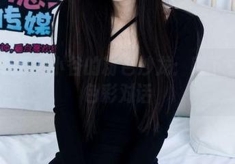 物恋传媒 – 小谷的粉色沙龙：蹲下看小型色彩对话