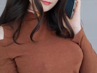 今晚看什么？白银81的最新写真集，粉红狐狸真让人咯噔一声。