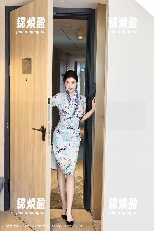 秀人网-Betty林子欣 秀人网 - 套图如同浴缸水般温柔——Betty林子欣带来的作品真的好特别!
